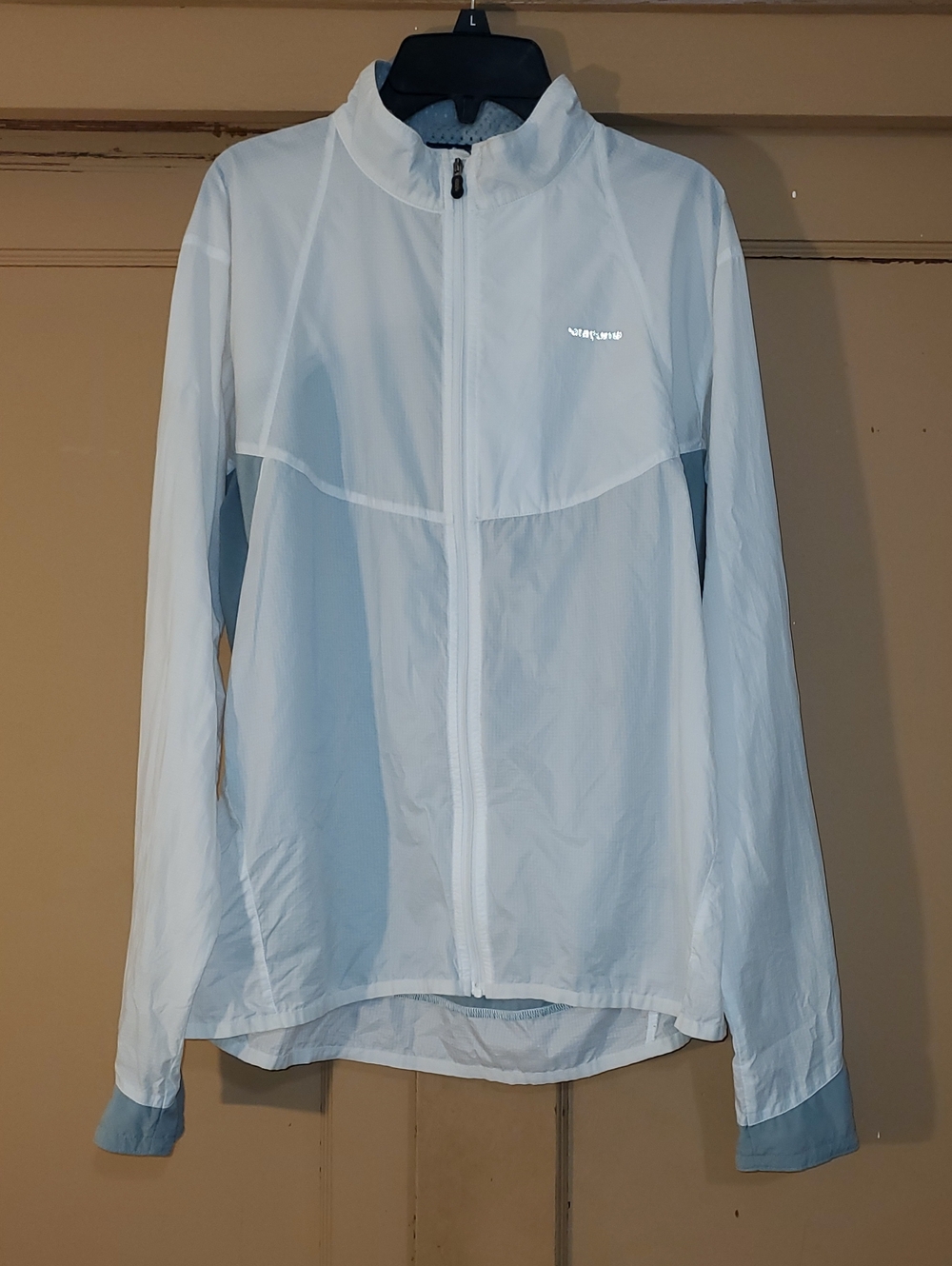 Patagonia White Lightweight Women's Windbreaker Jacket